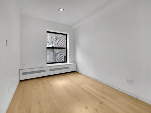 74 Warren Street PH5W, New York NY 10007
