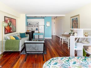 105 West 13th Street 15B, New York NY 10011