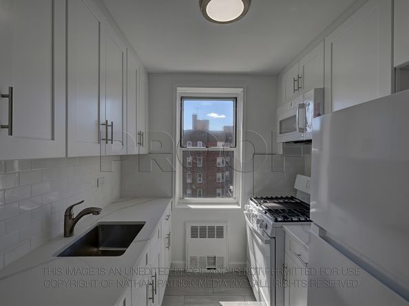 65-65 Wetherole Street 6R, Queens NY 11374