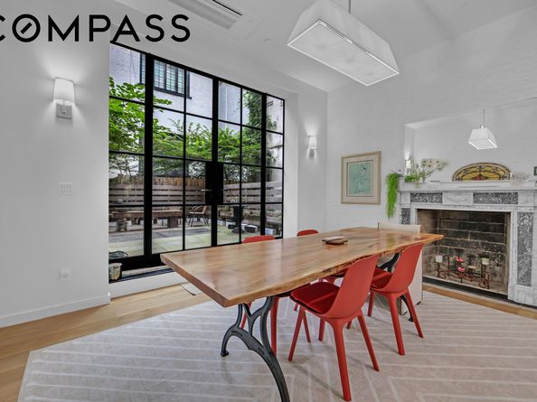 111 East 19th Street, New York NY 10003