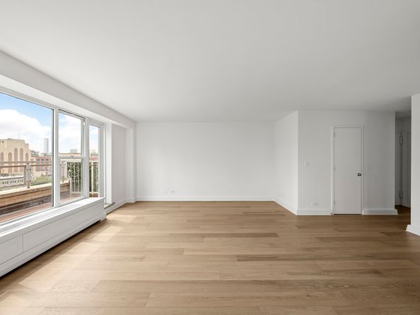 2 5th Avenue 18C, New York NY 10011