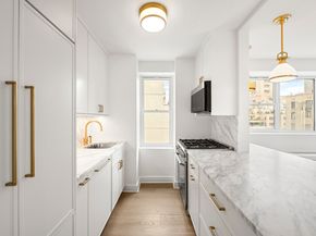 2 5th Avenue 18C, New York NY 10011