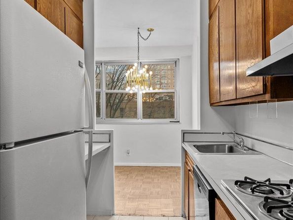 555 Kappock Street 4H, Bronx NY 10463