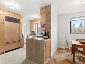 190 East 72nd Street 27D, New York NY 10021