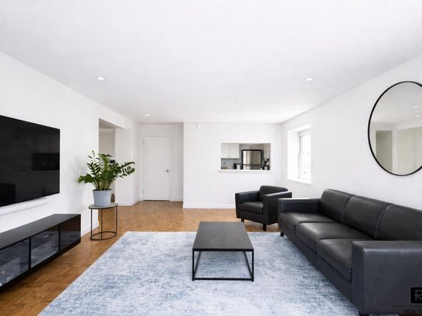 300 West 135th Street 6B, New York NY 10030