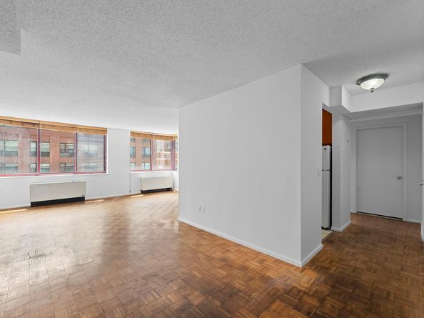 4-74 48th Avenue 9N, Queens NY 11109