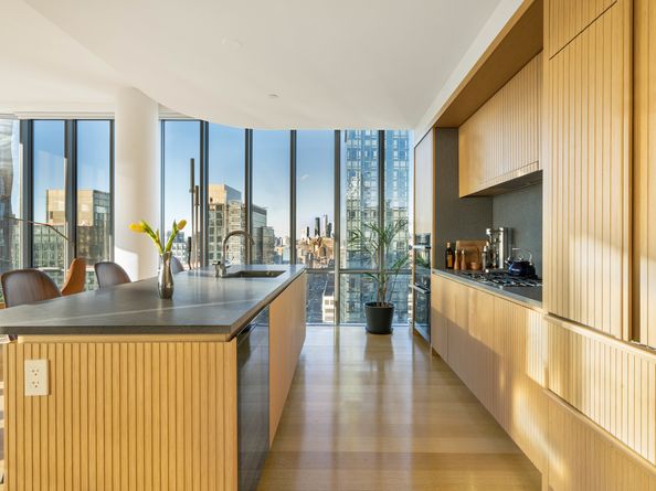 565 Broome Street N26A, New York NY 10013