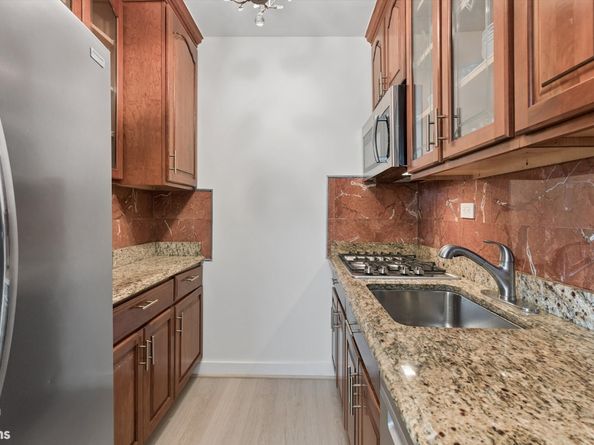 60 Sutton Place S 9FN, New York NY 10022