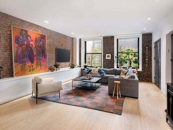 28 East 4th Street 3W, New York NY 10003