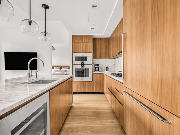 242 Broome Street 8A, New York NY 10002