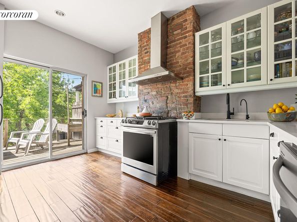170 26th Street, Brooklyn NY 11232