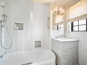 400 East 59th Street 10F, New York NY 10022