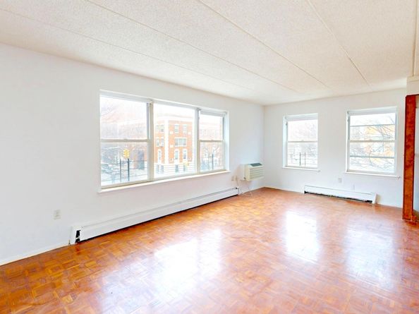 298 West 137th Street D, New York NY 10030