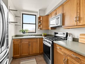 275 Webster Avenue 6M, Brooklyn NY 11230
