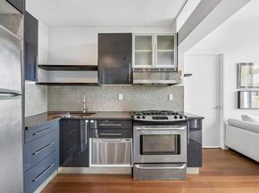 390 Lorimer Street 3C, Brooklyn NY 11206