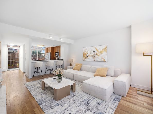 99 Jane Street 1K, New York NY 10014