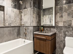 208 Delancey Street 2D, New York NY 10002