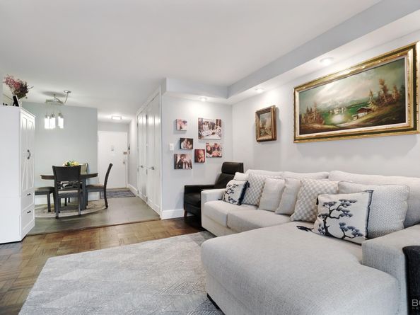 102-30 66th Road 4A, Queens NY 11375