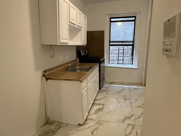 2156 Cruger Avenue 3B, Bronx NY 10462