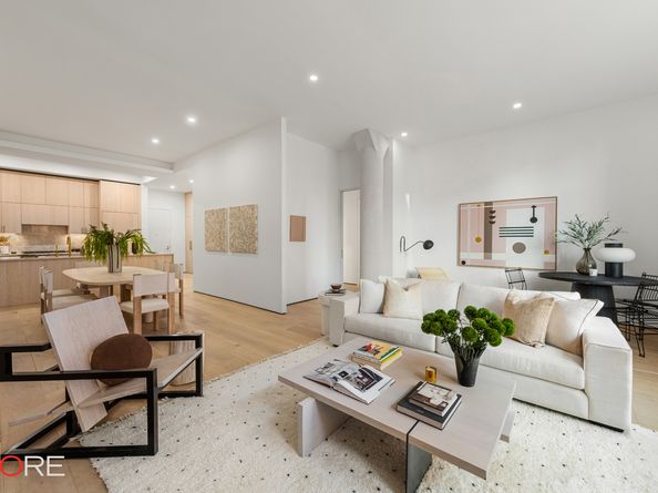 252 Seventh Avenue 6U, New York NY 10001