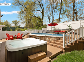 198-31 Pompeii Avenue, Queens NY 11423