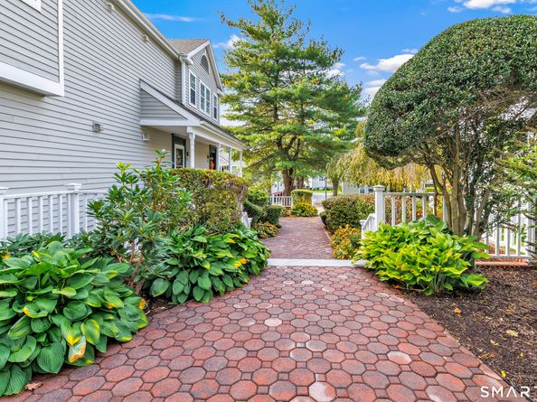 227 Mayfield Drive 227, Trumbull CT 06611