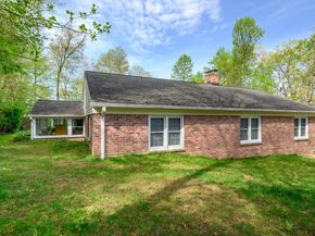 3 Lambert Lane 3, Brookfield CT 06804