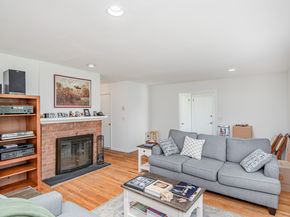 3 Lambert Lane 3, Brookfield CT 06804