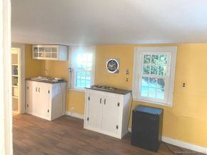 18 Oaklawn Avenue, Stamford CT 06905