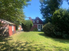 18 Oaklawn Avenue, Stamford CT 06905