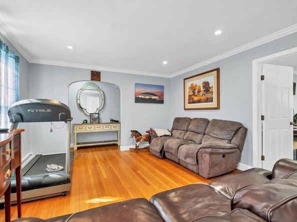 49 Plymouth Road, Stamford CT 06906