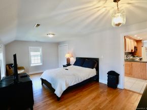 1035 Black Rock Turnpike 1035, Fairfield CT 06825
