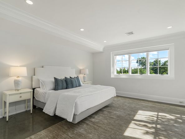 29 Rogues Ridge, Weston CT 06883