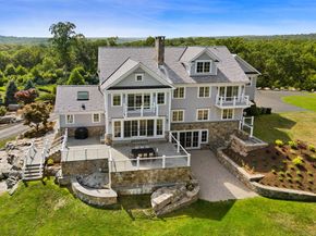 29 Rogues Ridge, Weston CT 06883