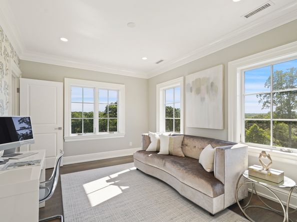 29 Rogues Ridge, Weston CT 06883