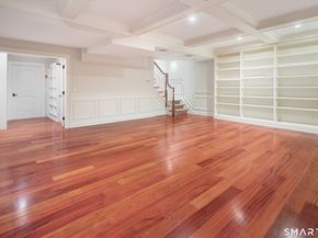 28 E Maple Street 28, New Canaan CT 06840