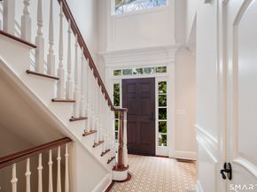 28 E Maple Street 28, New Canaan CT 06840