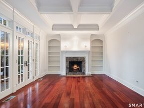 28 E Maple Street 28, New Canaan CT 06840