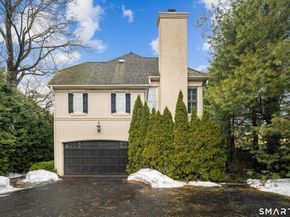 28 E Maple Street 28, New Canaan CT 06840