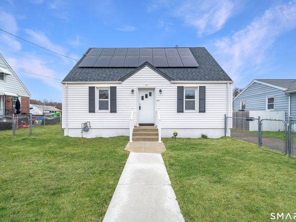 484 Reitter Street W, Stratford CT 06614