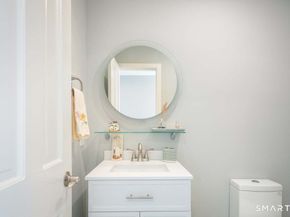 403 Silver Creek Lane 403, Norwalk CT 06850