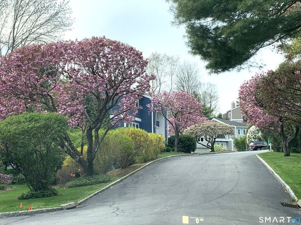 403 Silver Creek Lane 403, Norwalk CT 06850