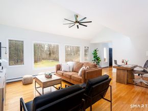 6 Daniels Drive, Danbury CT 06811