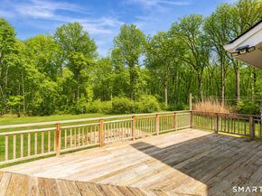 6 Daniels Drive, Danbury CT 06811