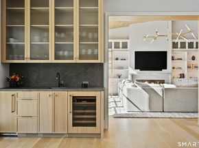 688 Hulls Farm Road, Fairfield CT 06890