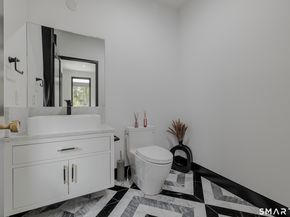 201 Ponus Avenue, Norwalk CT 06854