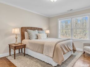 2 Somerset Lane, Newtown CT 06482