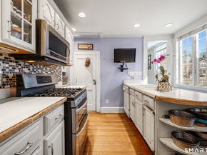 455 Woodlawn Avenue, Stratford CT 06614