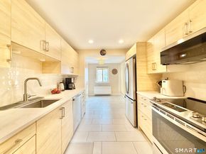 143 Hoyt Street 1N, Stamford CT 06905
