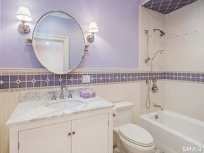 140 Stoneleigh Road, New Canaan CT 06840